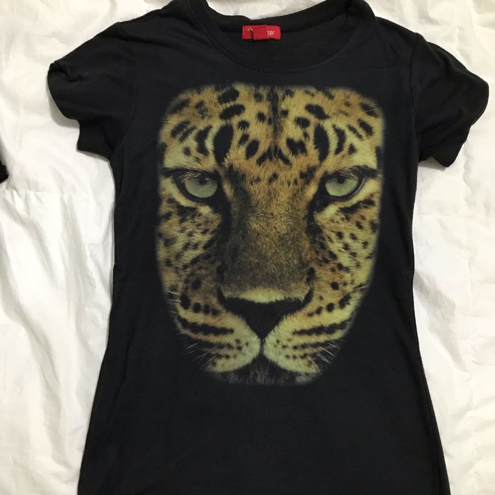 🐆Guess Leopard Tee🐆